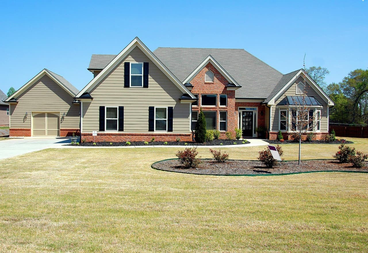 Explore waterfront living with Gulf Breeze FL homes for sale offering scenic coastal views.