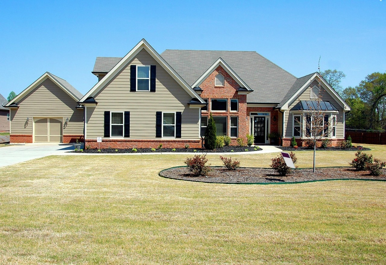 Explore waterfront living with Gulf Breeze FL homes for sale offering scenic coastal views.