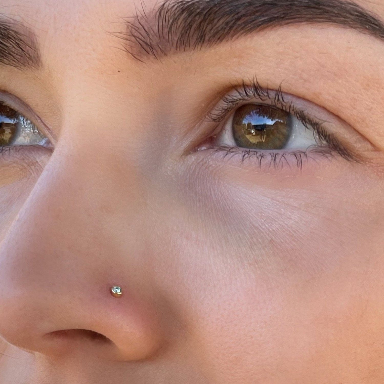 Elegant Everyday Style with Gold nose stud with diamond for a Subtle Sparkle