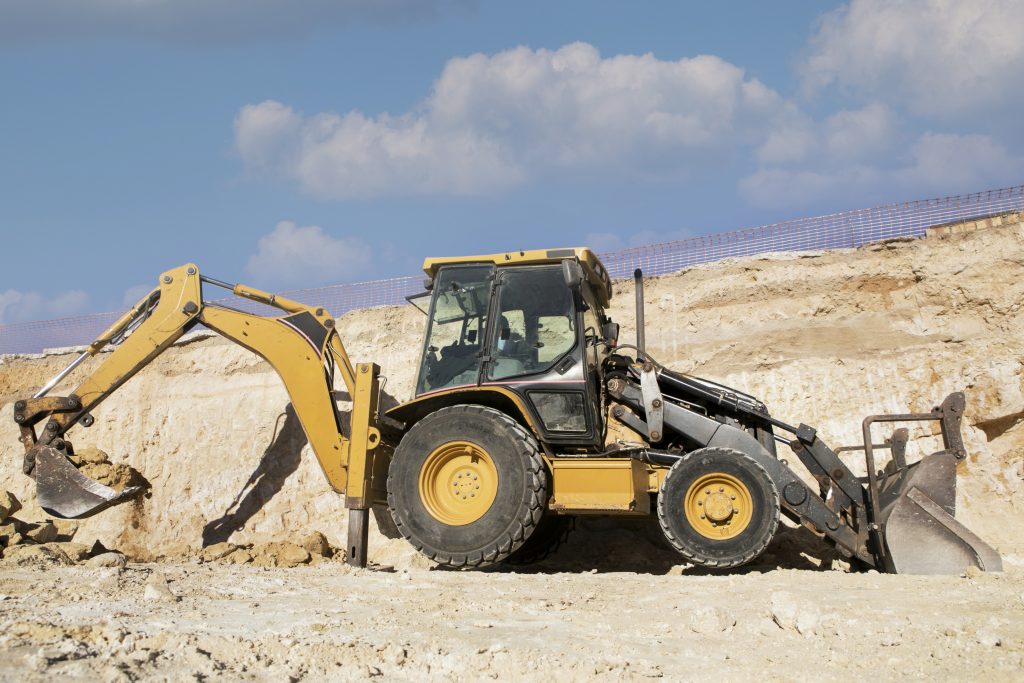 Affordable Excavator Rental in Kalispell and Whitefish | K&M Enterprises