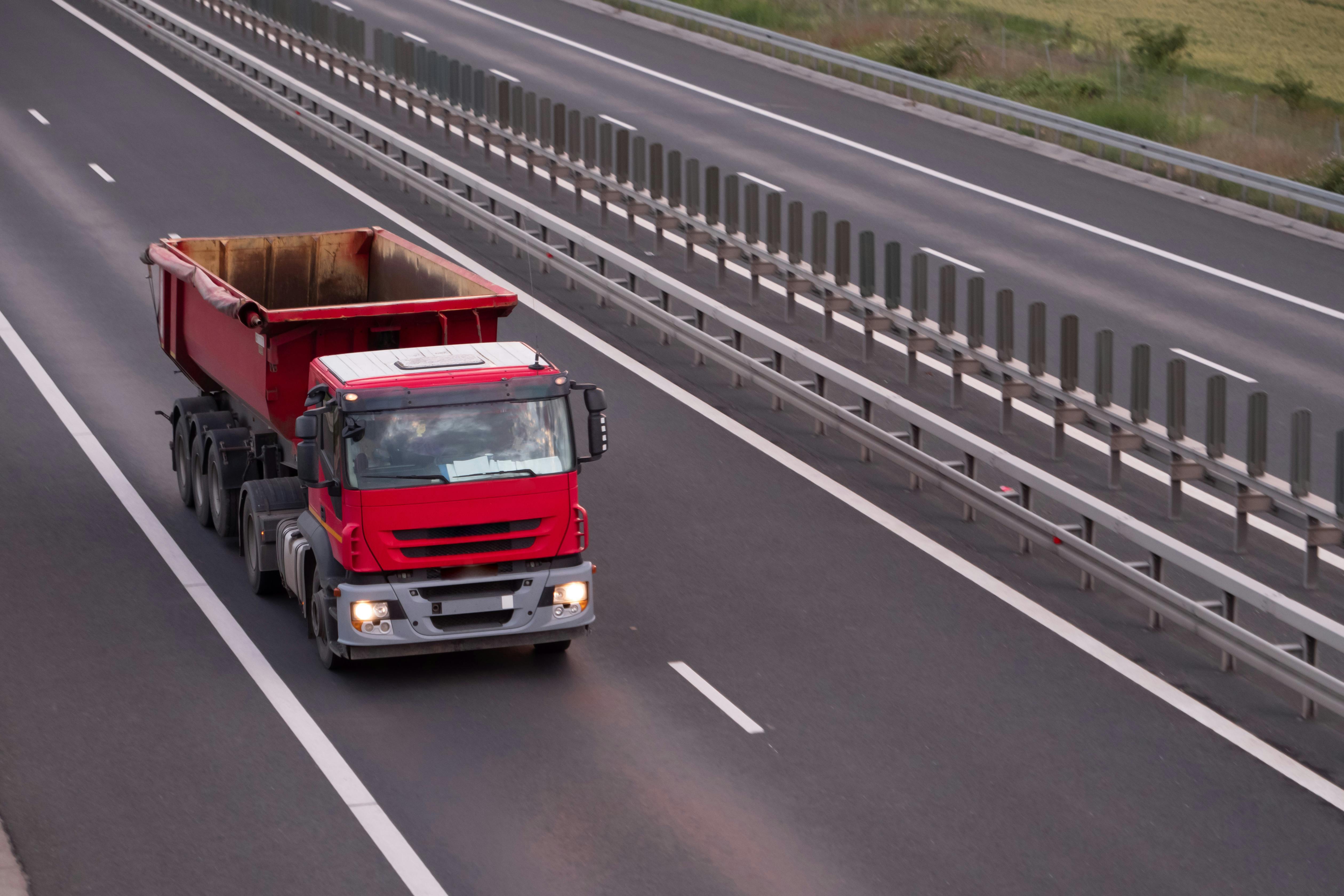 Dumpster Rental In Sarasora FL for Fast and Affordable Cleanup Services