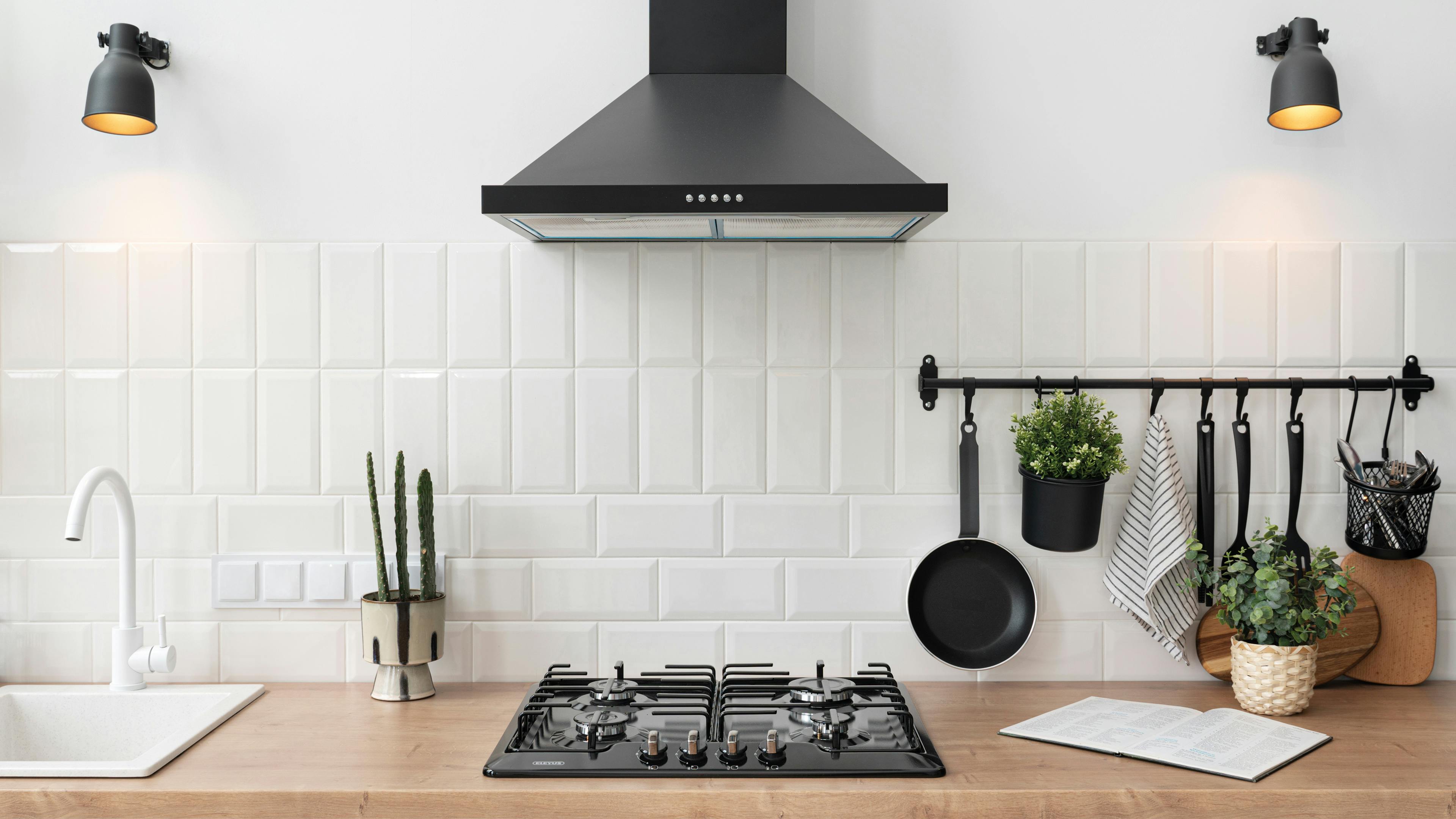 Best 90cm cooker hood for Large Kitchen Spaces